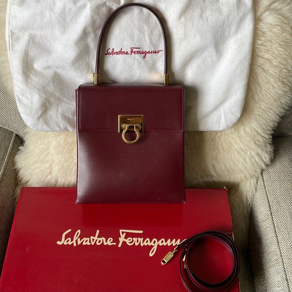 Salvatore Ferragamo burgundy bag with strap structured shape Vintage